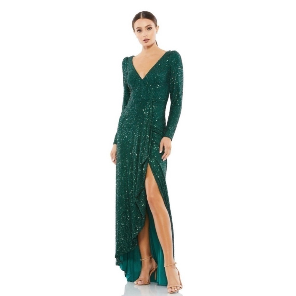 NWT leena Mac Duggal Emerald Green SEQUIN WRAP EVENING GOWN. Size 4.